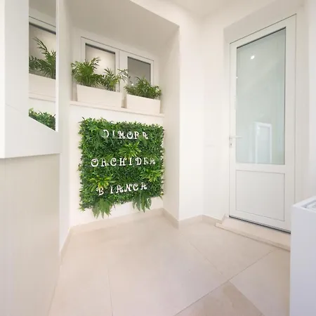 Apartamento Dimora Orchidea Blanca Lecce
